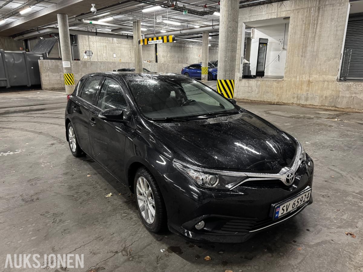 2015 TOYOTA AURIS NAF-TEST NY CLUTCH LAV KM
