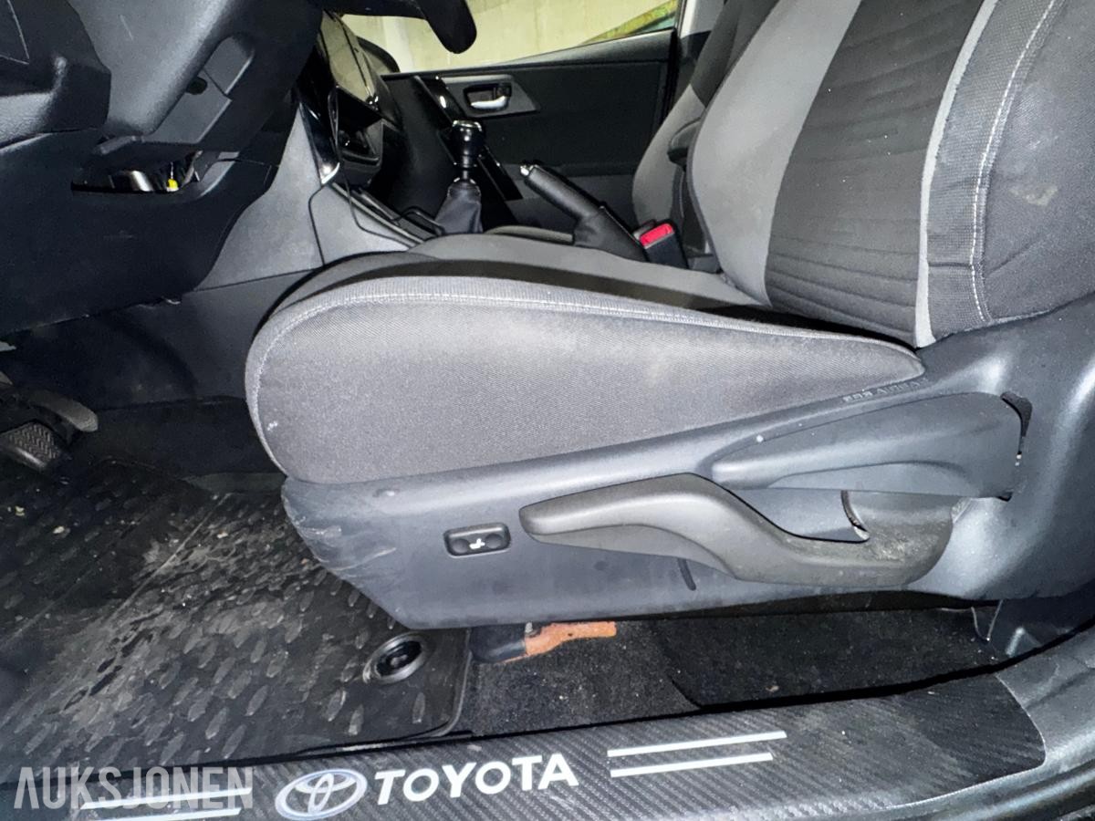 2015 TOYOTA AURIS NAF-TEST NY CLUTCH LAV KM