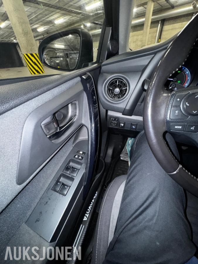 2015 TOYOTA AURIS NAF-TEST NY CLUTCH LAV KM