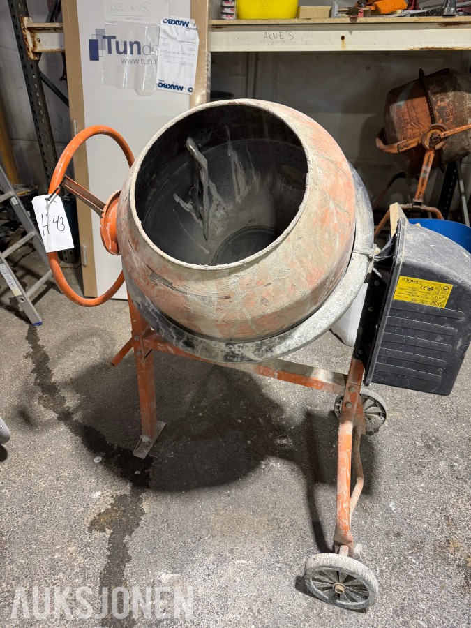 H43 BETONGBLANDEMASKIN