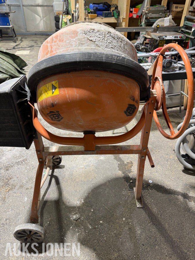 H43 BETONGBLANDEMASKIN