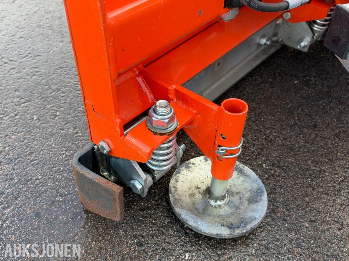 P. Olssons Hydraulisk V-plog / V-skjær
