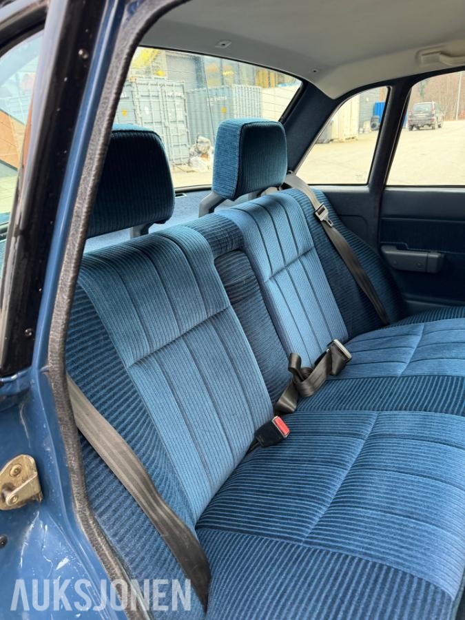 1993 Volvo 240 2.3 Bensin 116HK SE Automat EU 10.2028