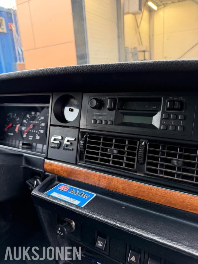 1993 Volvo 240 2.3 Bensin 116HK SE Automat EU 10.2028