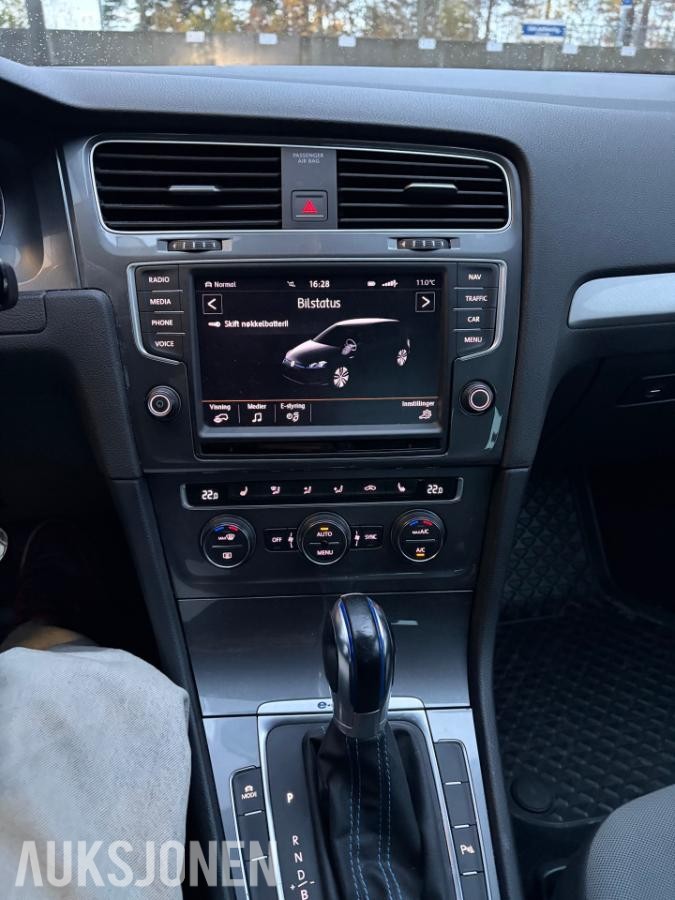 2015 Volkswagen E-Golf automat ryggekamera eu ok 03.2028 lav km 116400km