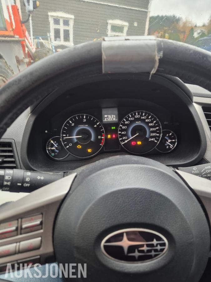 2010 Subaru Legacy 2.0 150hk  AWD hengerfeste 