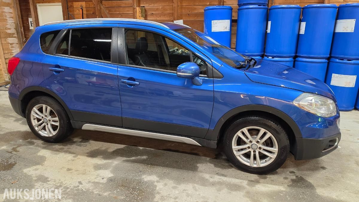 2015 SUZUKI SX4 S-CROSS 1.6 BENSIN 120HK AUTOMAT, RYGGEKAMERA, HENGERFESTE