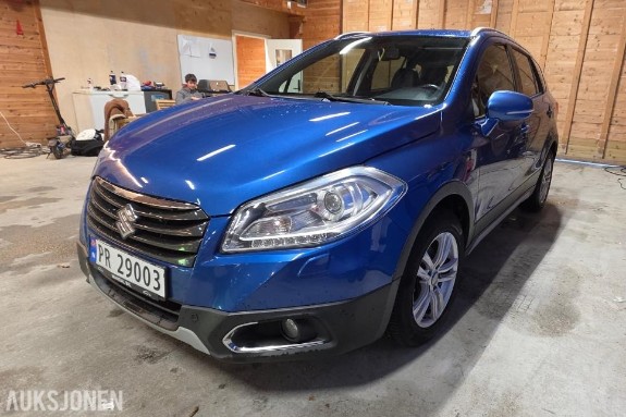 2015 SUZUKI SX4 S-CROSS 1.6 BENSIN 120HK AUTOMAT, RYGGEKAMERA, HENGERFESTE