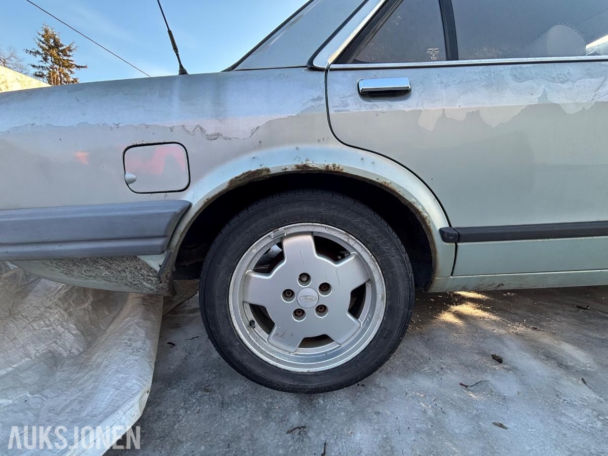 1982 Ford Granada 2.3, 142700km, Restaureringsobjekt