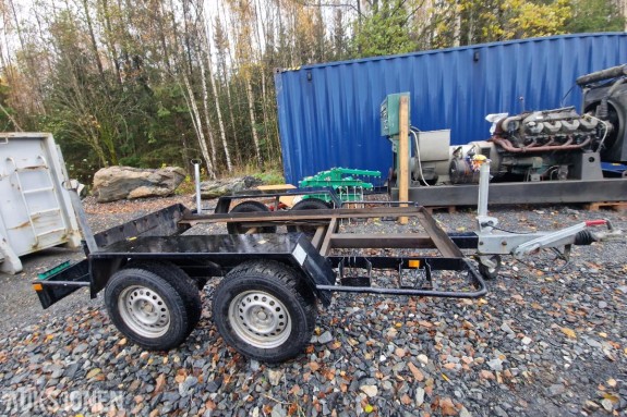 2010 Solid Yunque maskinhenger / aggregathenger (2600 kg totalvekt) D-1552