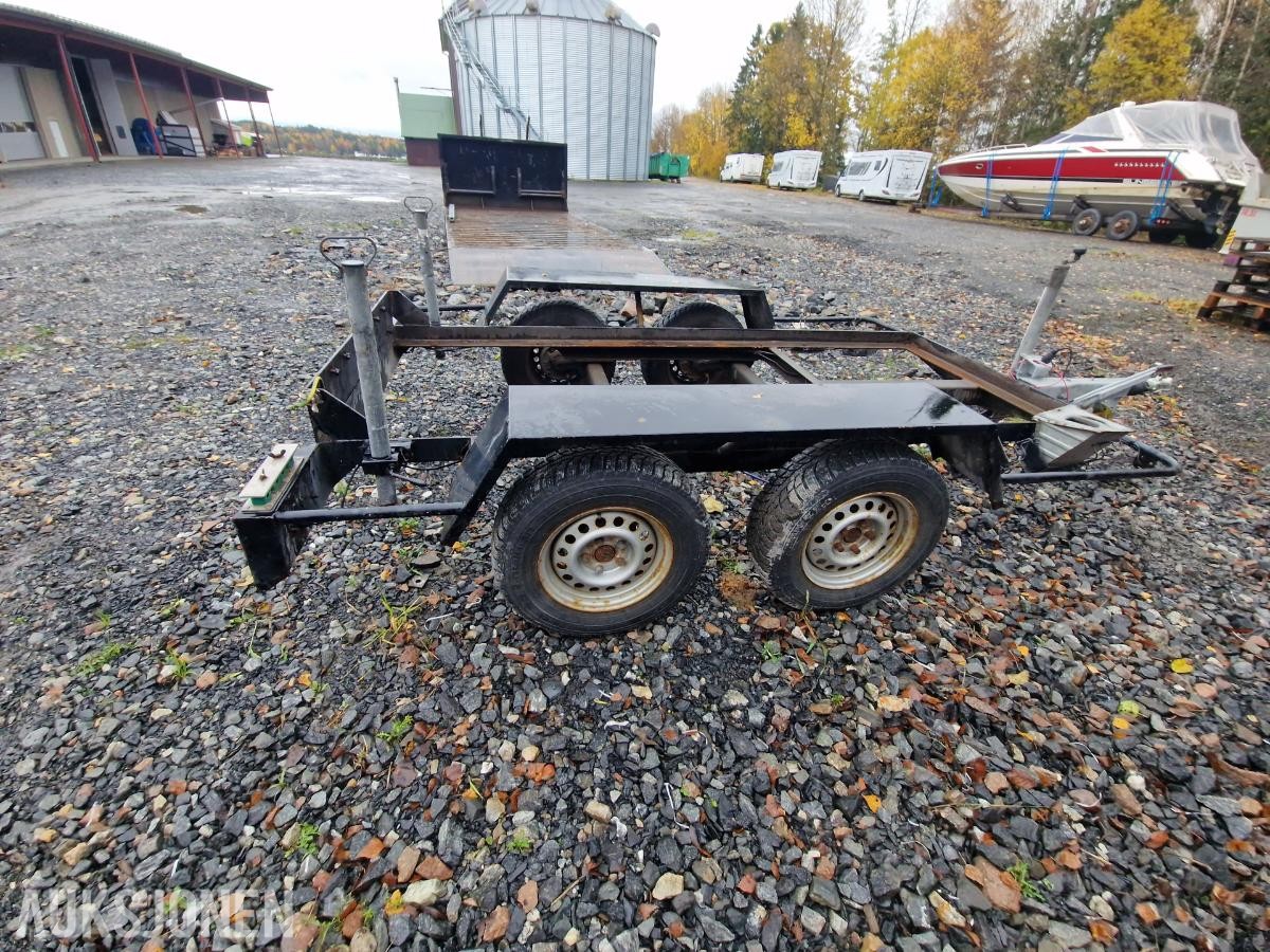 2010 Solid Yunque maskinhenger / aggregathenger (2600 kg totalvekt) D-1552