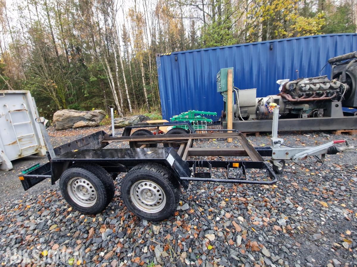 2010 Solid Yunque maskinhenger / aggregathenger (2600 kg totalvekt) D-1552
