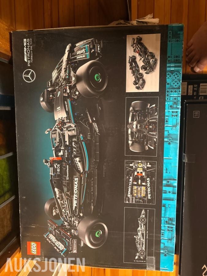 40 Lego sett Technics, City, Speed med mer