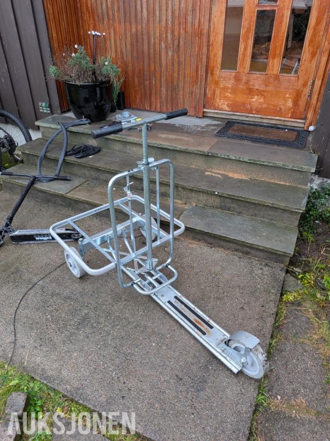 Vare-sparkesykkel m/brems *Ingen minstepris*