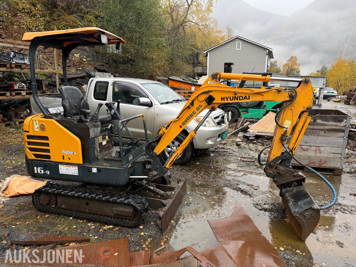 2012 Hyundai Robex 16-9 Minigraver