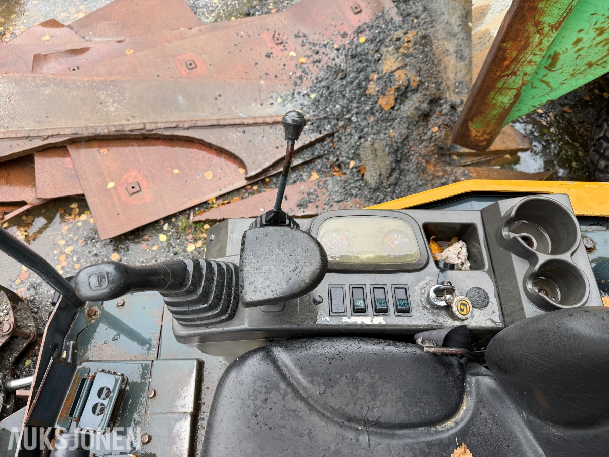 2012 Hyundai Robex 16-9 Minigraver