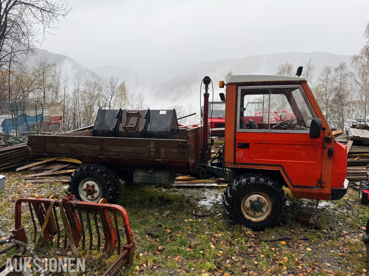 1988 Reform Muuli 600 traktor