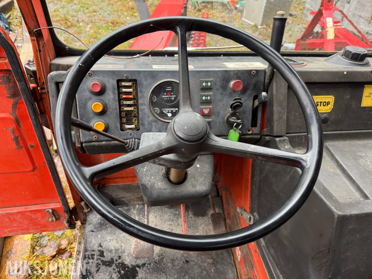 1988 Reform Muuli 600 traktor