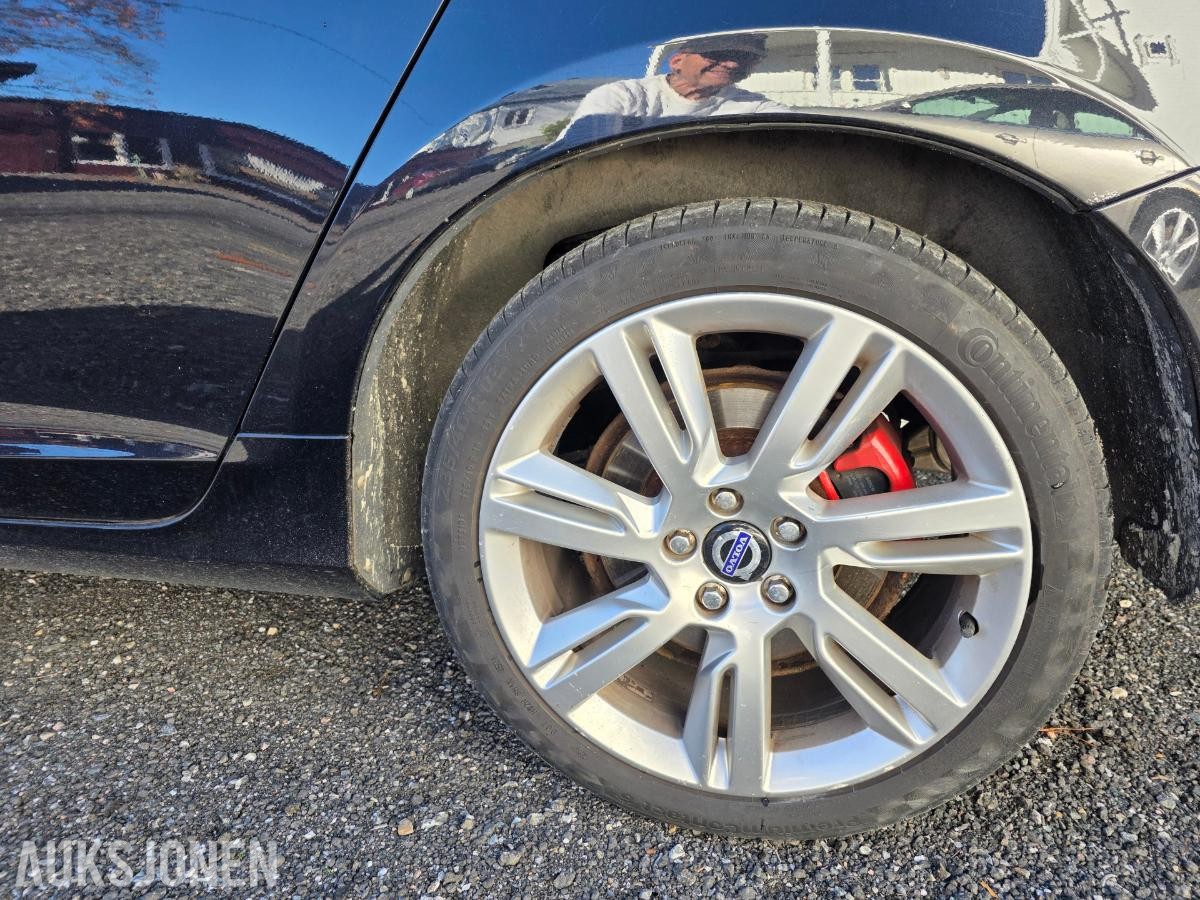 2011 VOLVO V60 T3 1.6 BENSIN 150HK REPARASJONSOBJEKT 