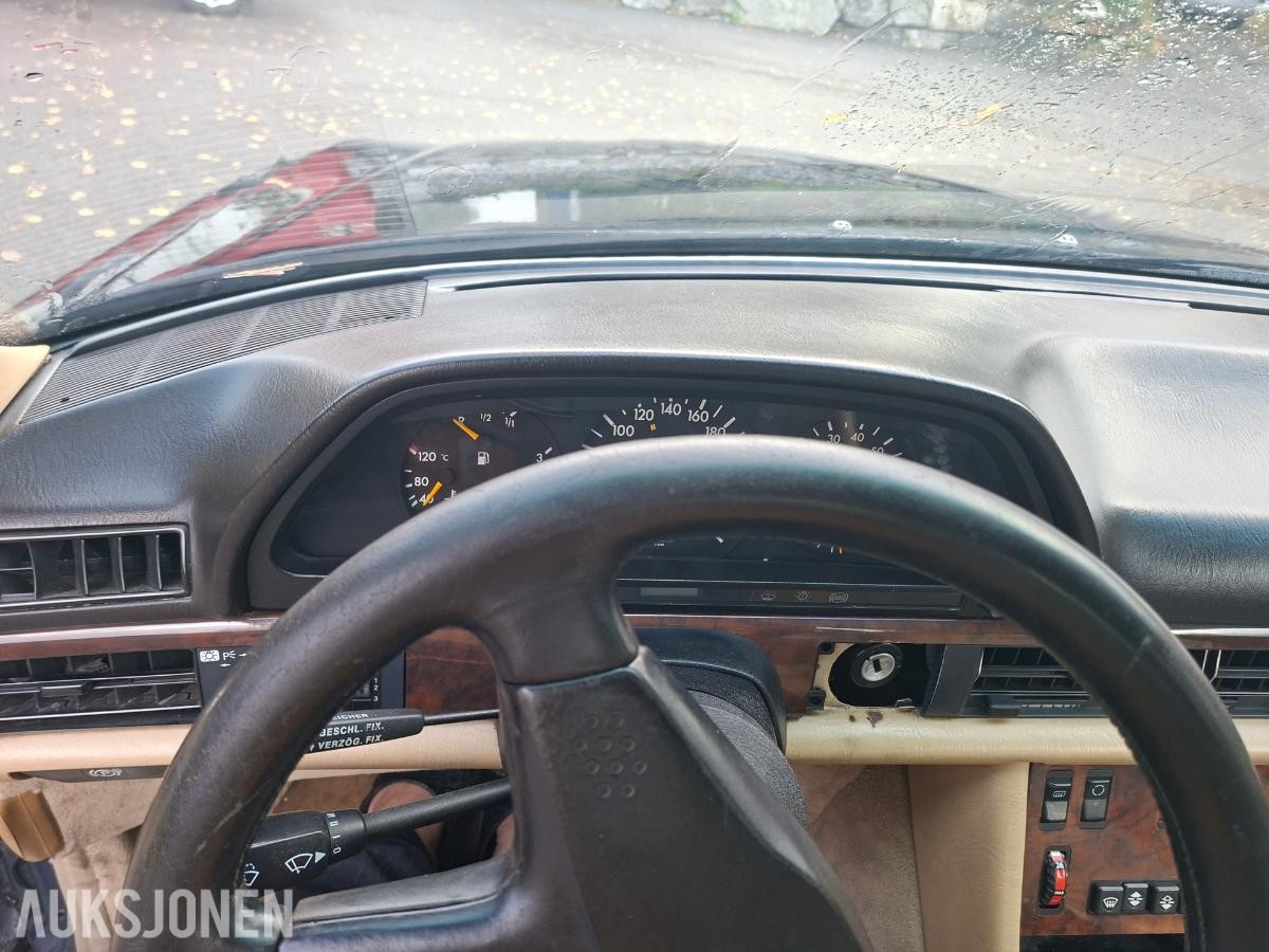 1986 Mercedes-Benz S-Klasse  5.5  279hk takluke skinn eu ok 07.2027       216000km