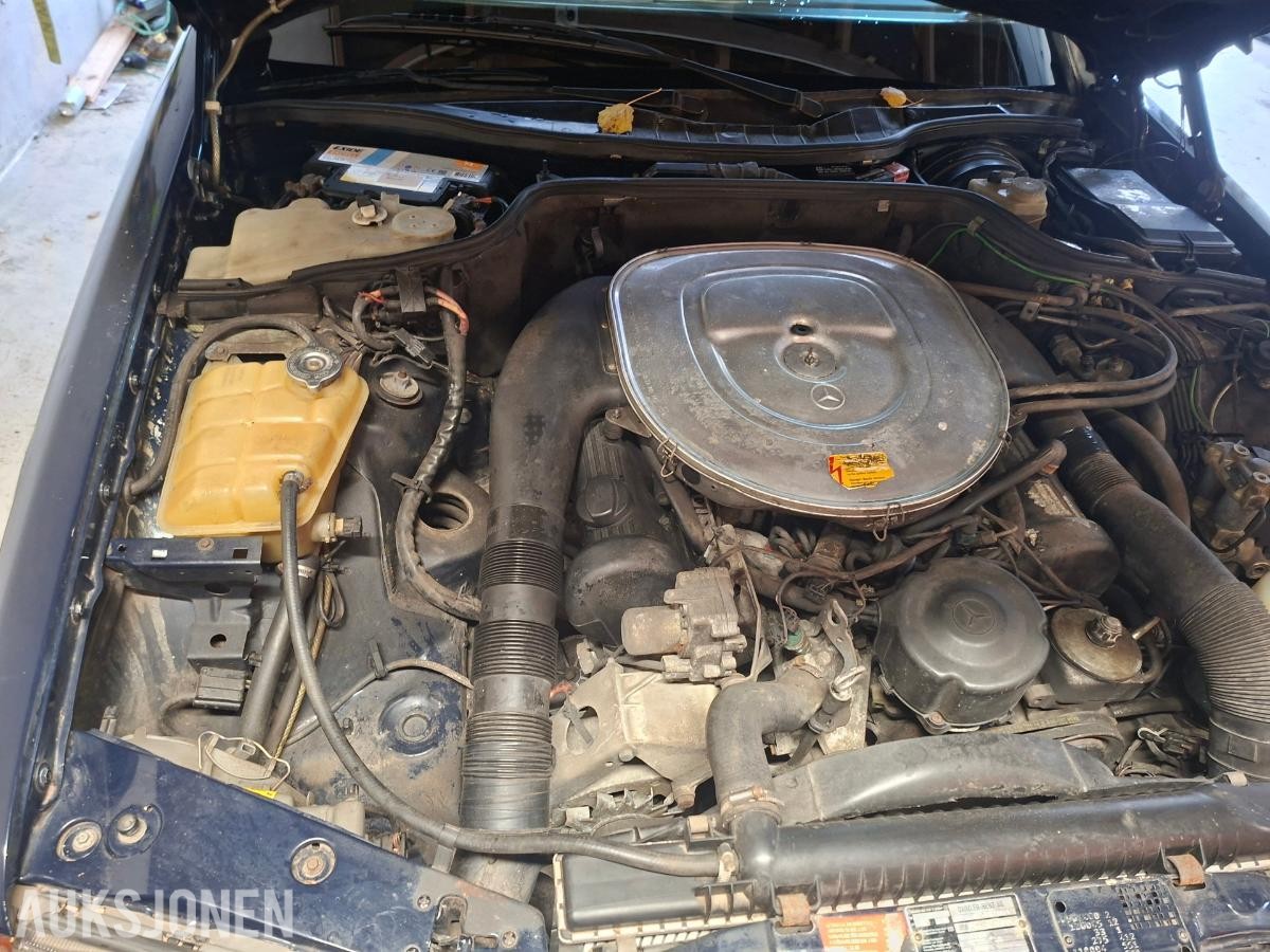1986 Mercedes-Benz S-Klasse  5.5  279hk takluke skinn eu ok 07.2027       216000km