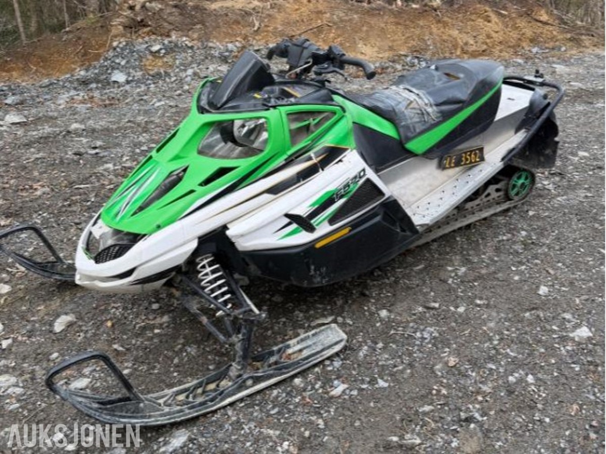2008 Arctic-cat F570 Snøscooter