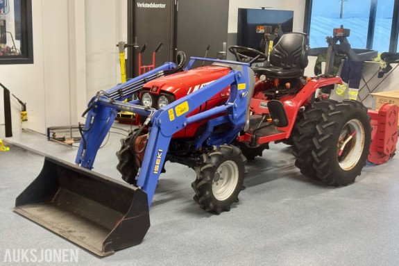 2006 Massey Ferguson TM3 Traktor - Frontlaster - Beitepusser - Skuffe - Timer: 2825