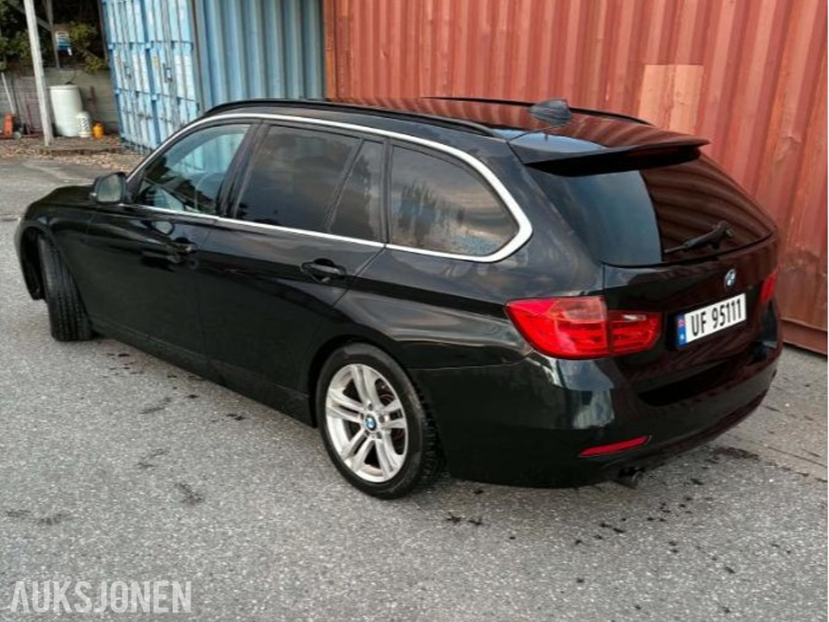 2013 BMW 318D 2.0 Diesel 143hk Sportline Automat, Cruisekontroll, Navigasjon