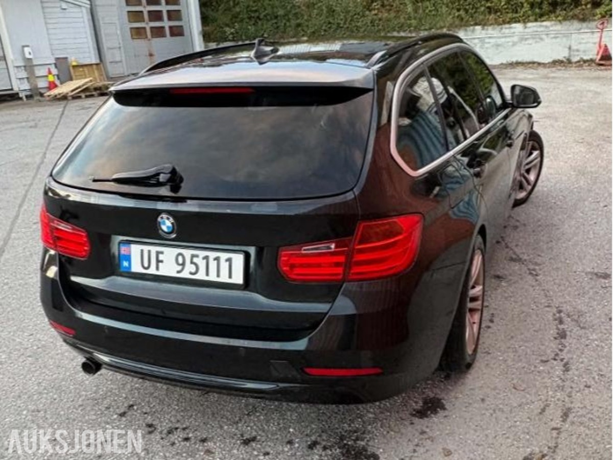 2013 BMW 318D 2.0 Diesel 143hk Sportline Automat, Cruisekontroll, Navigasjon