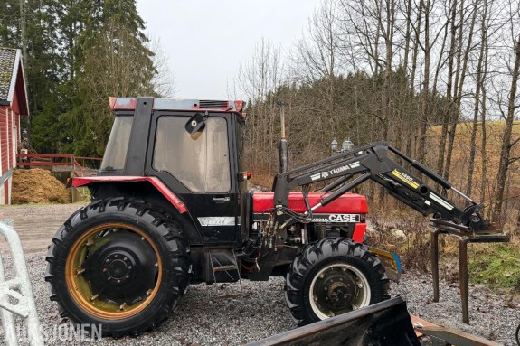 1988 CASE IH 844XL  traktor med Trima 1490 frontlaster - mva fri