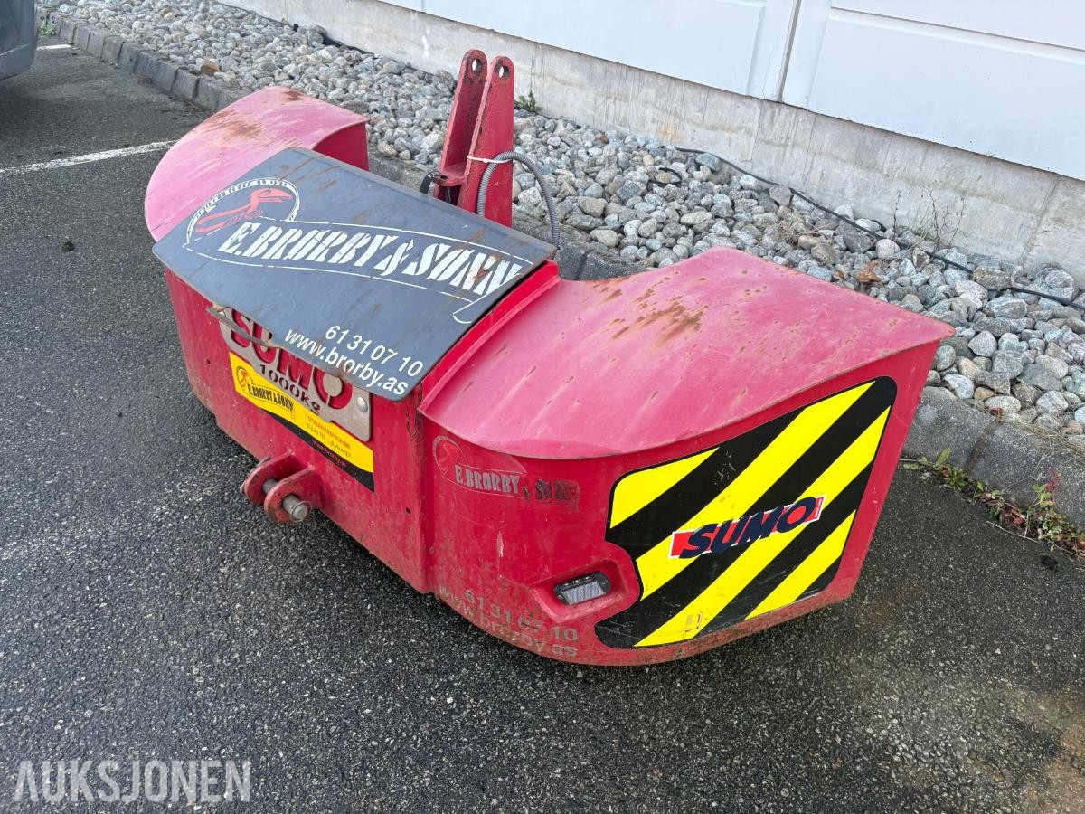 2018 sumo 1000kg lodd med oppbevaringsrom