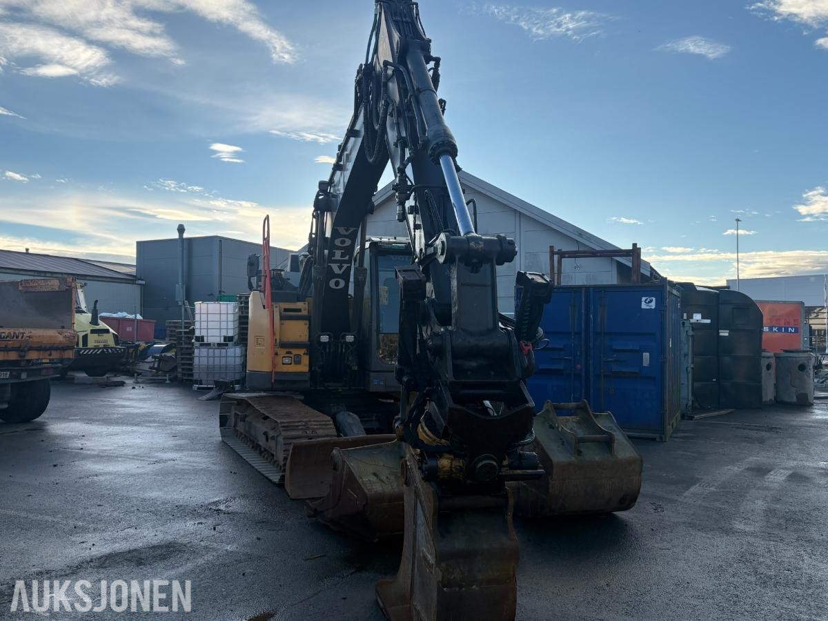 2016 Volvo ECR145EL tilrotator s-60 feste 3-skuffer