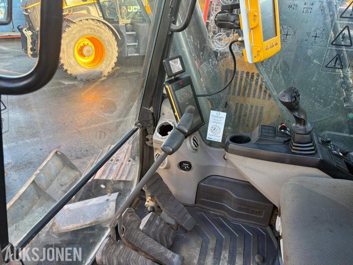 2016 Volvo ECR145EL tilrotator s-60 feste 3-skuffer