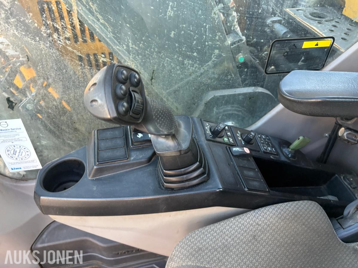 2016 Volvo ECR145EL tilrotator s-60 feste 3-skuffer