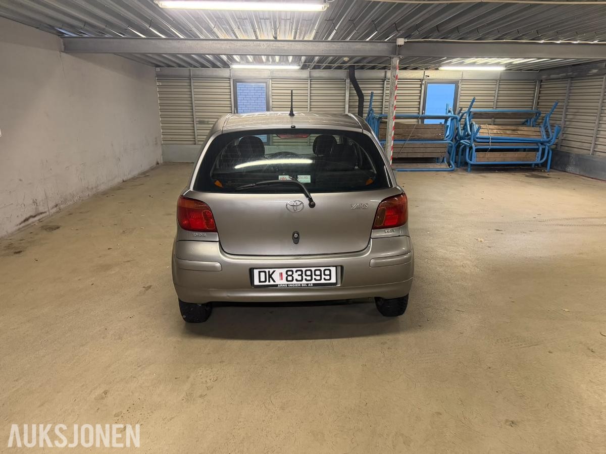 2004 Toyota Yaris 1.3 Bensin 87HK 122800km EU ok til 02.2027
