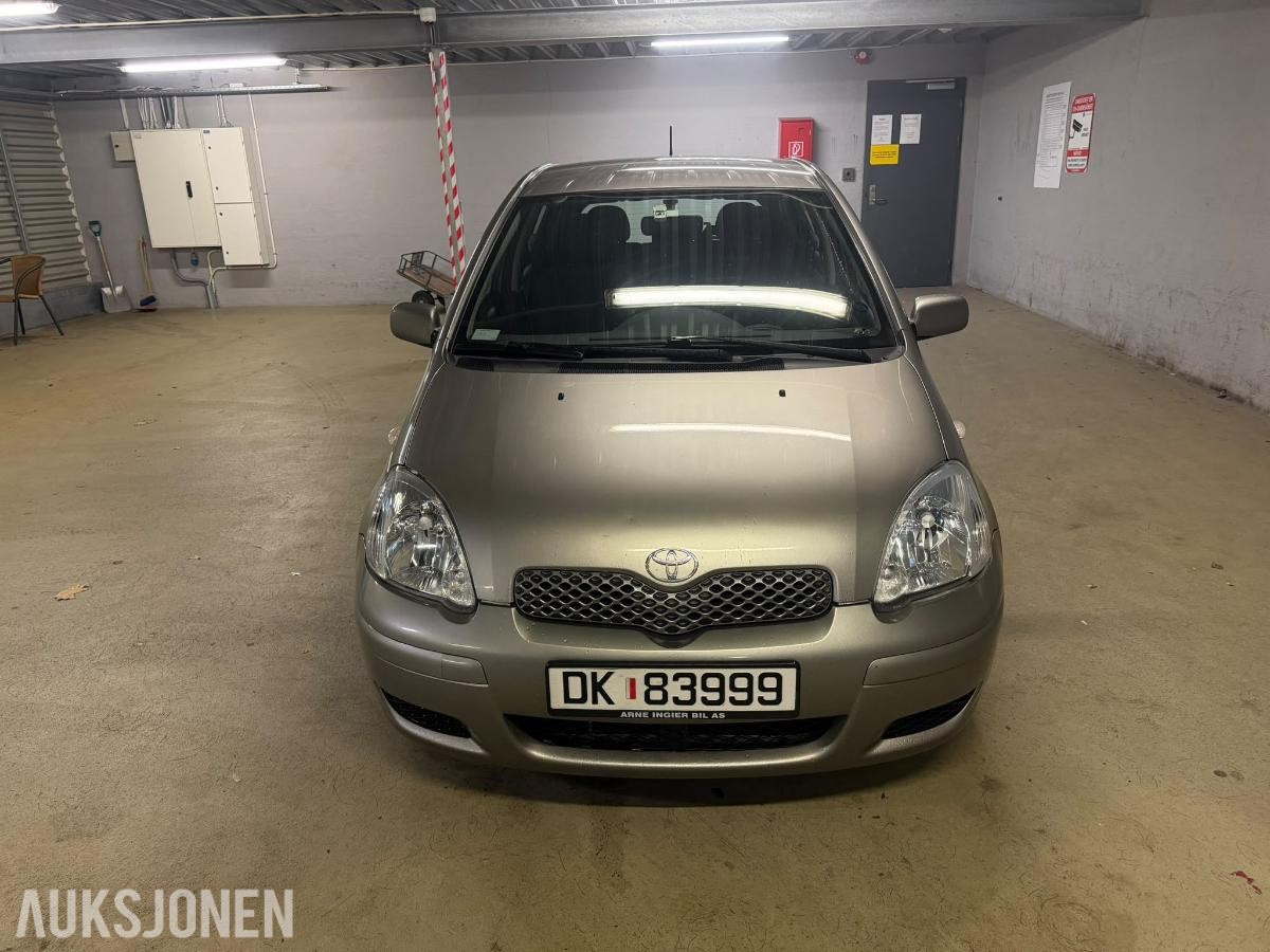 2004 Toyota Yaris 1.3 Bensin 87HK 122800km EU ok til 02.2027