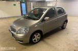 2004 Toyota Yaris 1.3 Bensin 87HK 122800km EU ok til 02.2027