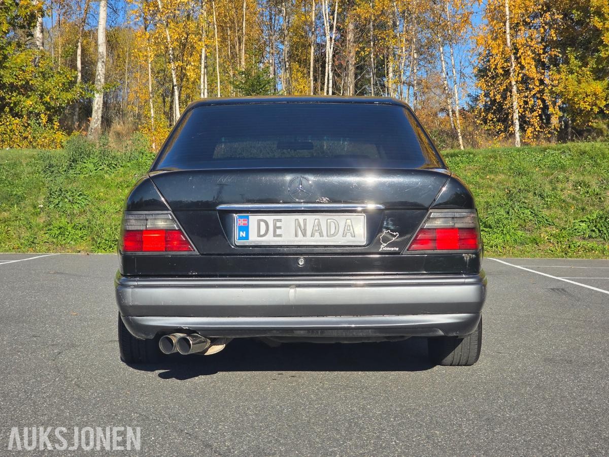 1995 Mercedes-Benz E200D Limousin