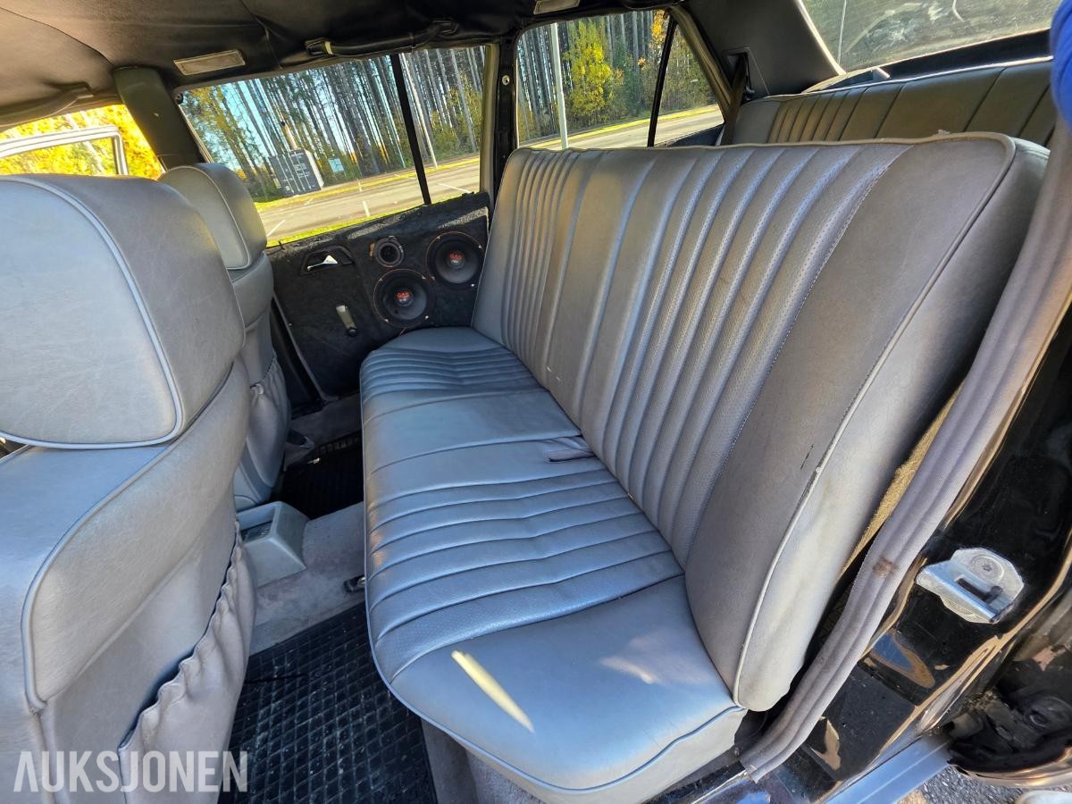 1995 Mercedes-Benz E200D Limousin