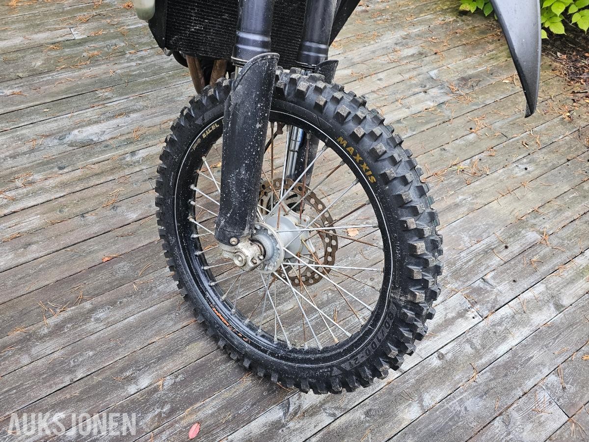 2000 Yamaha R1 Cross *Ingen minstepris*