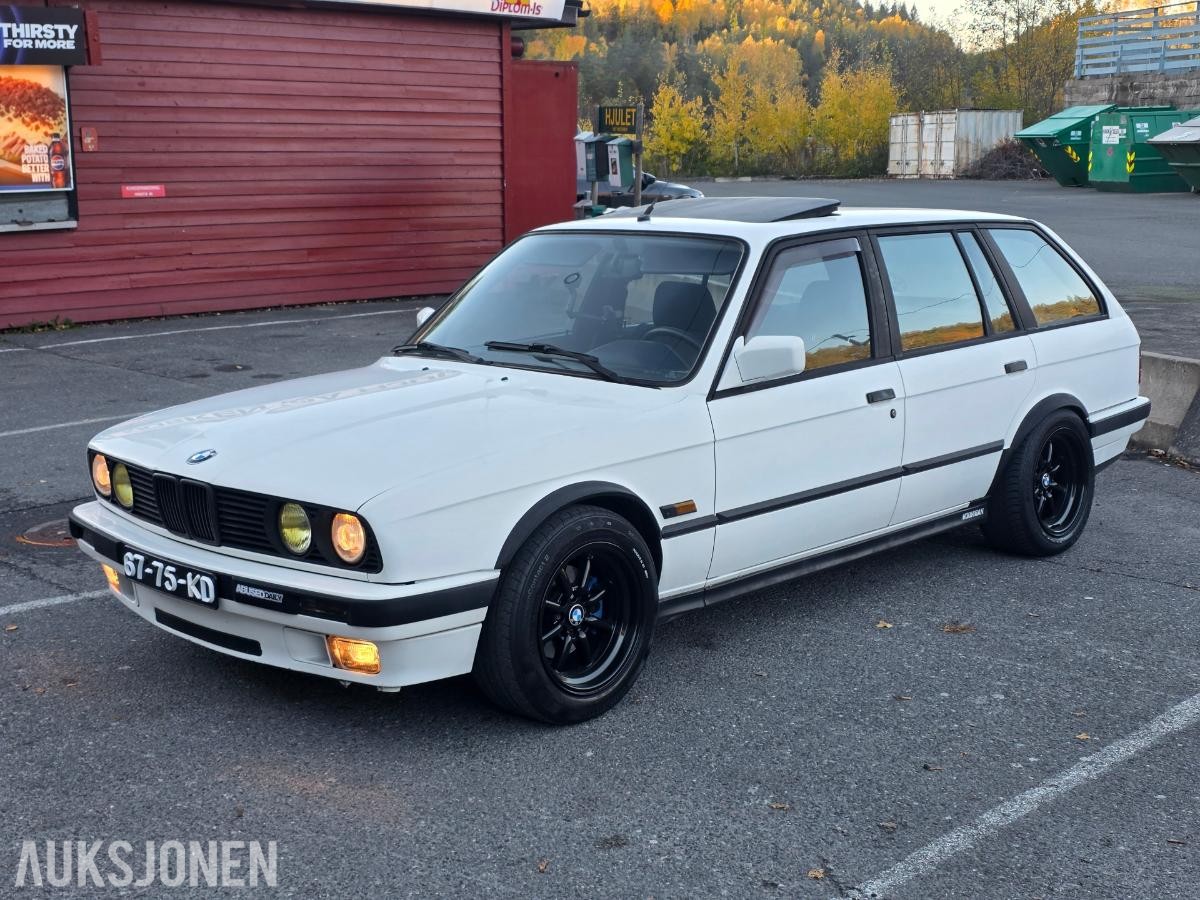 1991 BMW E30 324TD Touring 