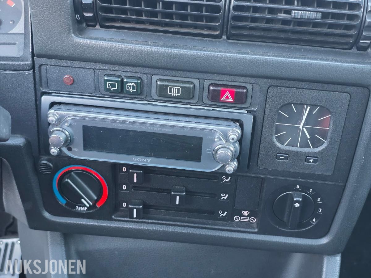 1991 BMW E30 324TD Touring 