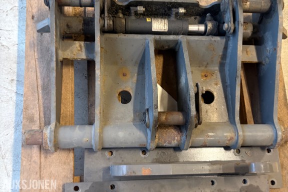 Weidemann hydraulisk redskapsfeste med låsesylinder
