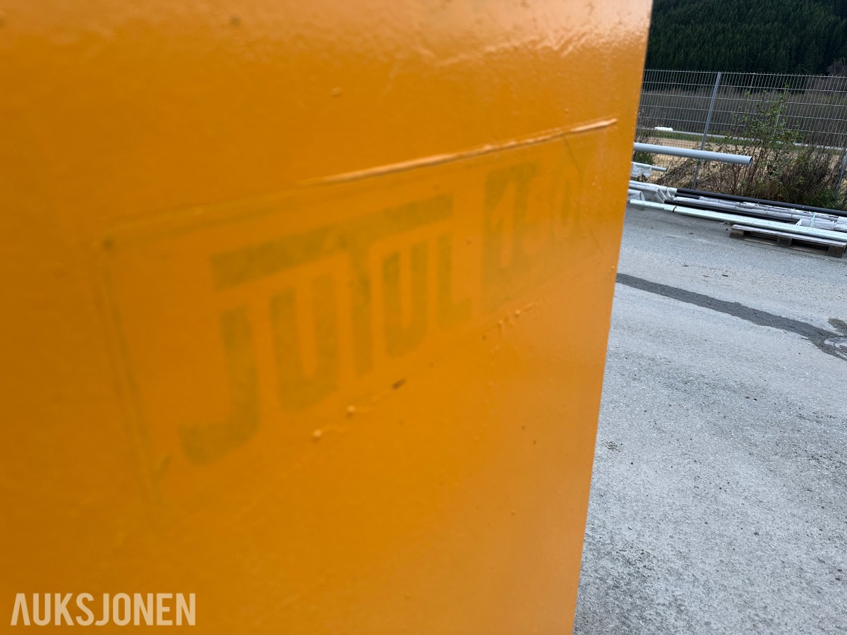 Jutul 1500 strøkasse med trekantfeste