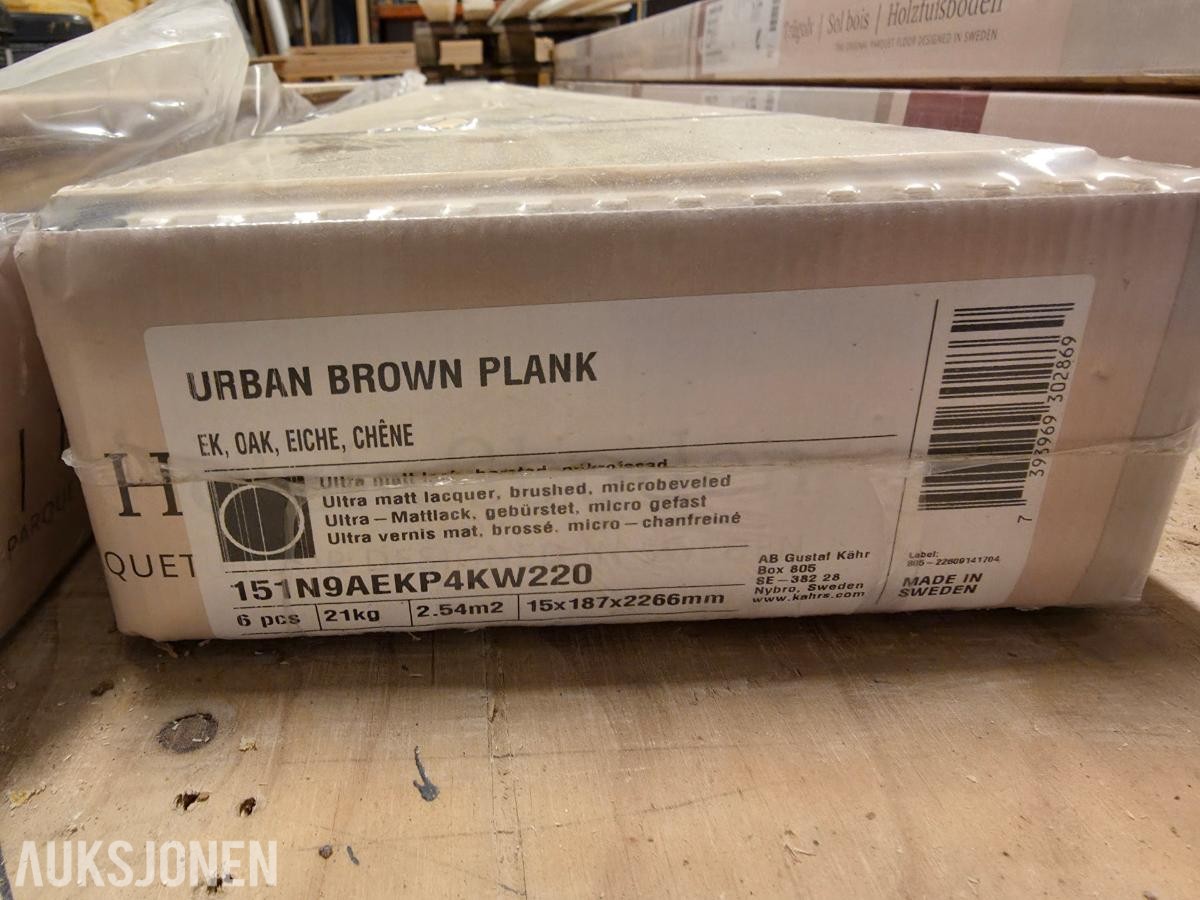 2026 Urban brown plank. Kährs tregulv. Taranto 3 strip