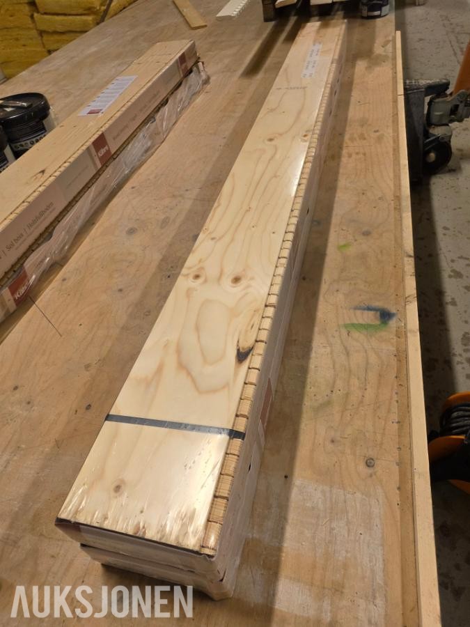 2026 Urban brown plank. Kährs tregulv. Taranto 3 strip