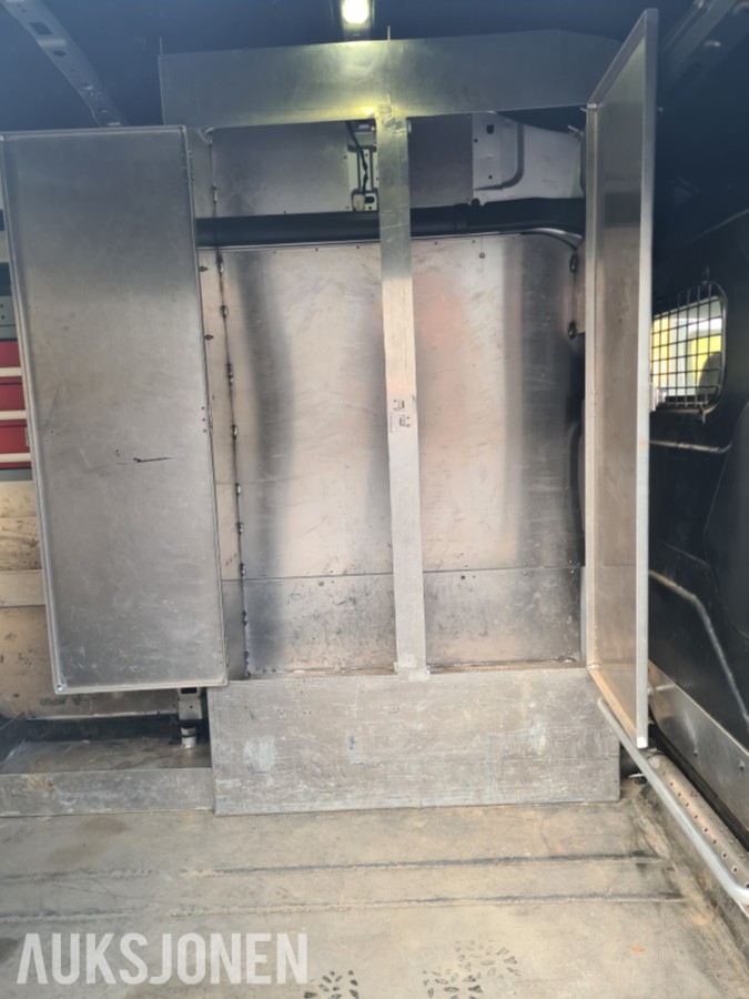2015 FORD TRANSIT 155HK VARMESKAP ARBEIDSINNREDNING