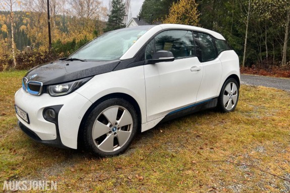 2016 BMW i3 60Ah Cruisekontroll, Ryggekamera, S+V dekk EU ok til 05.2027