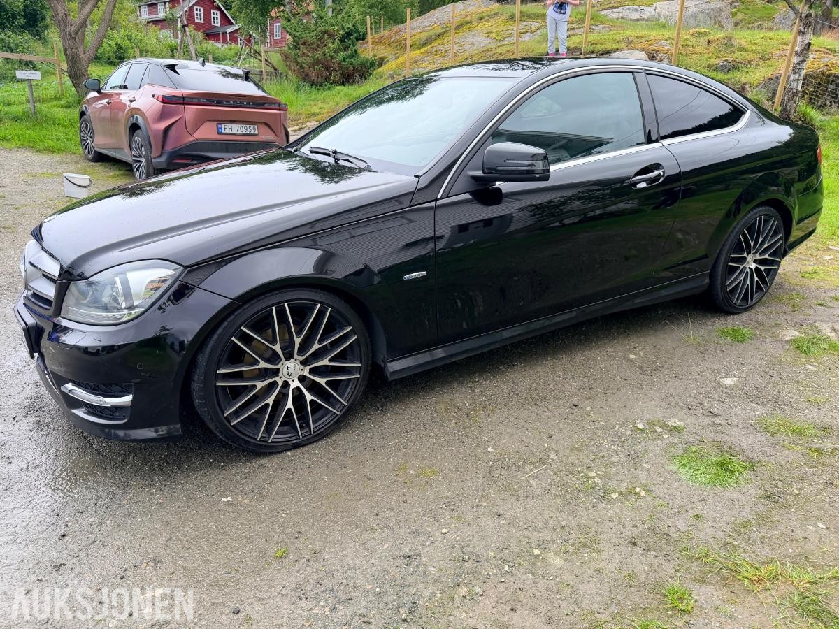 2012 Mercedes-Benz C 180 1.8 bensin 156HK Automat, Cruisekontroll, S+V Dekk