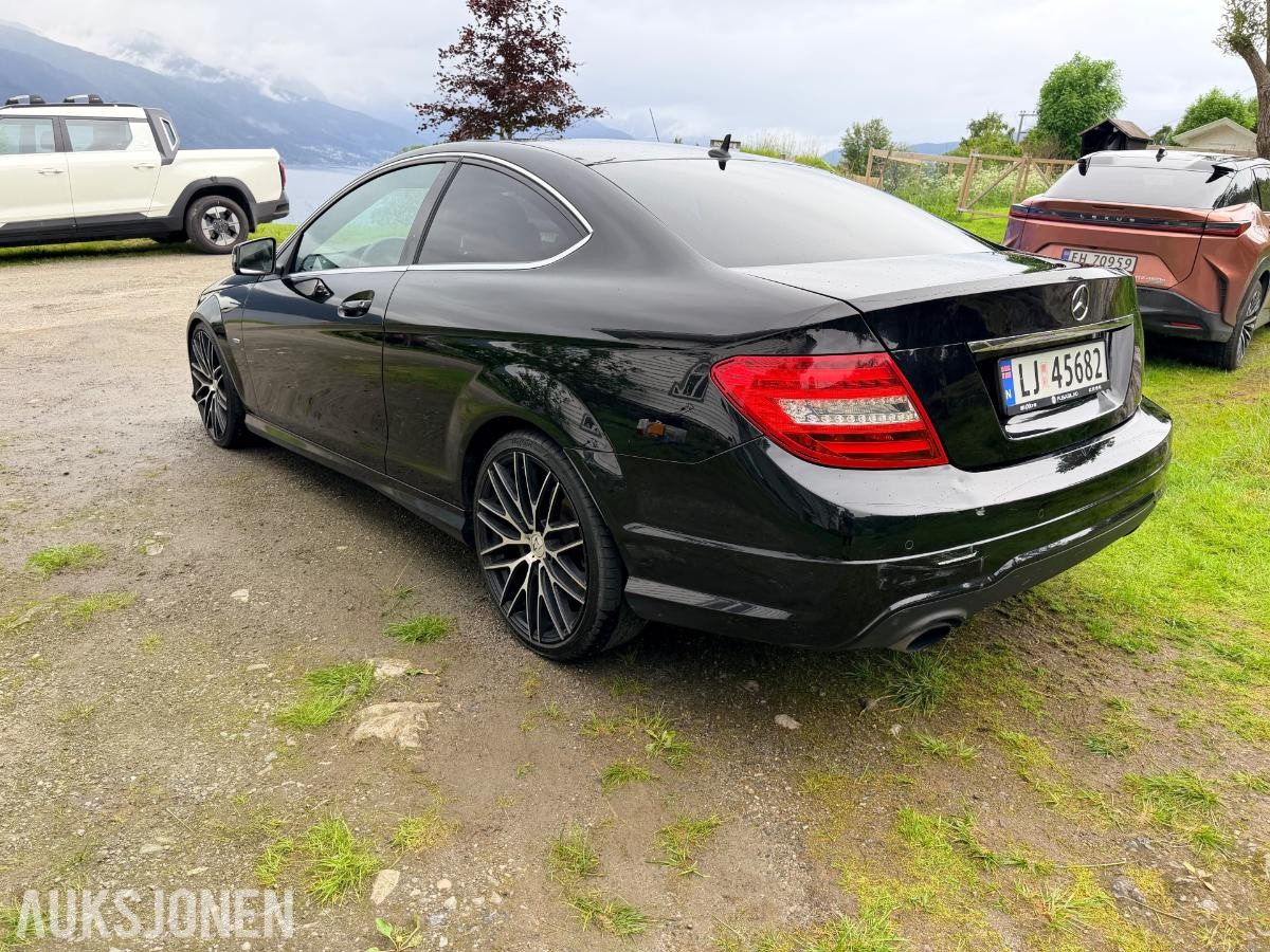 2012 Mercedes-Benz C 180 1.8 bensin 156HK Automat, Cruisekontroll, S+V Dekk